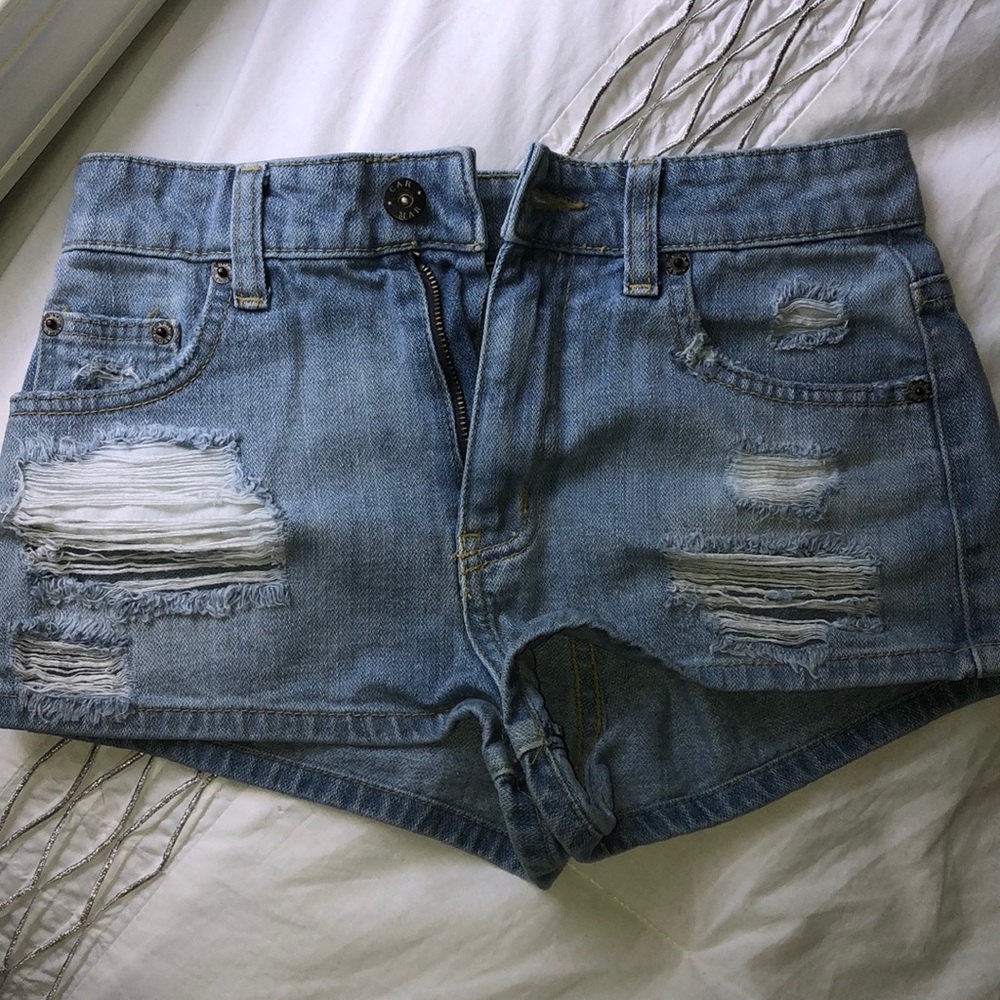 LF carmar jean shorts size 24